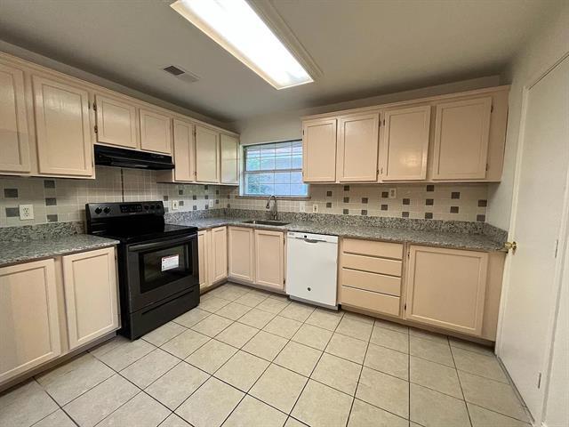 Photo - 8936 Angleton Pl