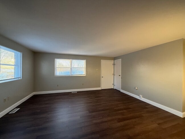 Photo - 239 Euclid Ave