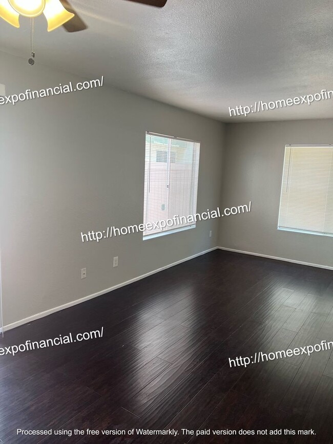 8350 Spring Desert Pl
