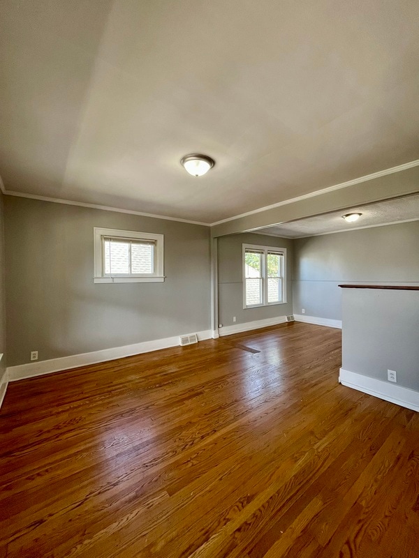 Photo - 168 Bondie St