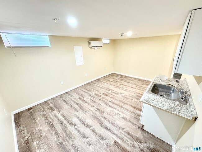 Photo - 135 W Main St Unit 1F