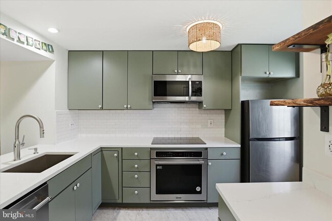 Photo - 1660 Harvest Green Ct
