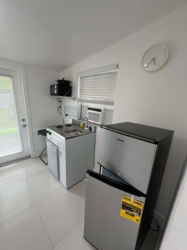 Photo - 6242 SW 24th St