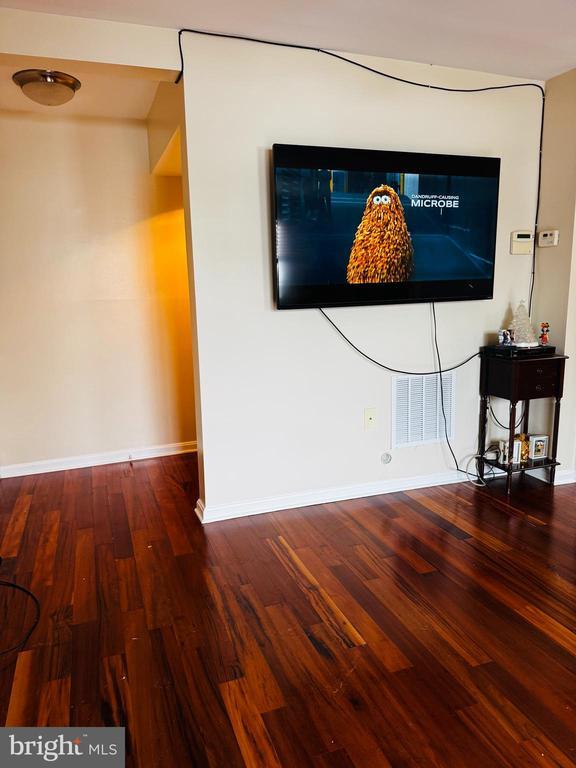 Building Photo - 118 Westwick Ct Unit 3