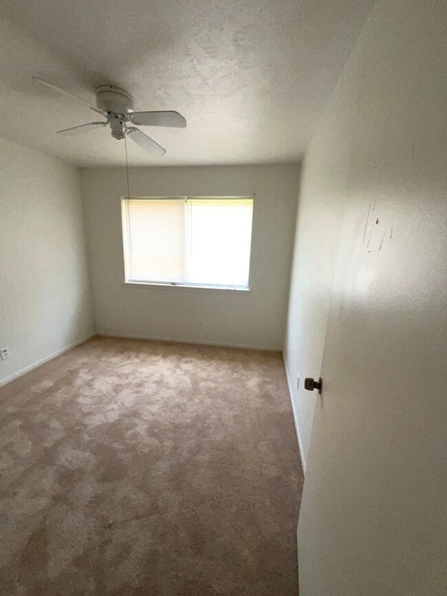 Photo - 14834 Keelby Dr