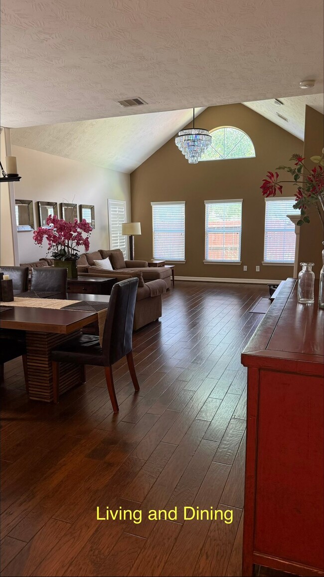 Building Photo - 4014 Waterford Ln