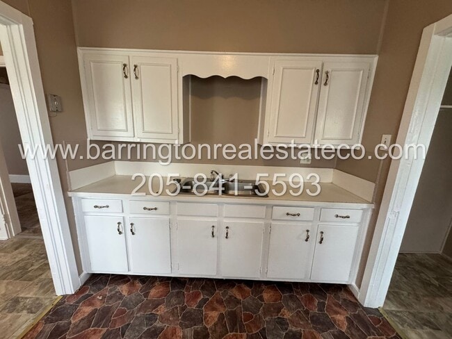 Photo - 2519 St Charles Ave SW