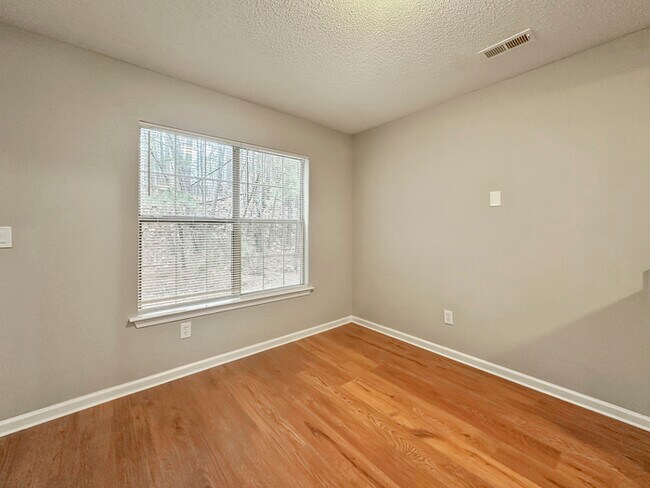 Photo - 1421 Isleworth Cir