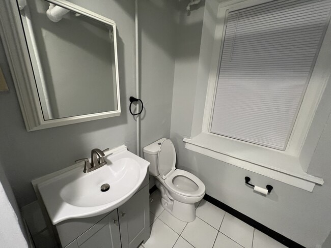 Photo - Elmwood-Anderson Place Apartments