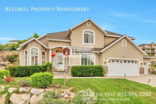 Building Photo - 204 N Fairway Dr