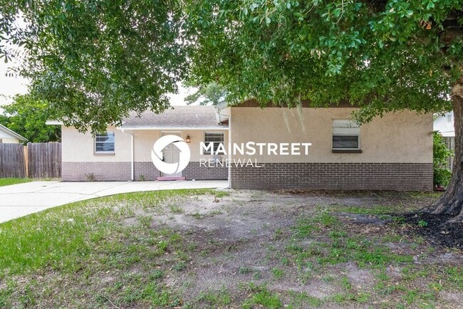 Photo - 3 Bedroom Pet-Friendly Home in Bradenton, FL with Main Street Renewal
