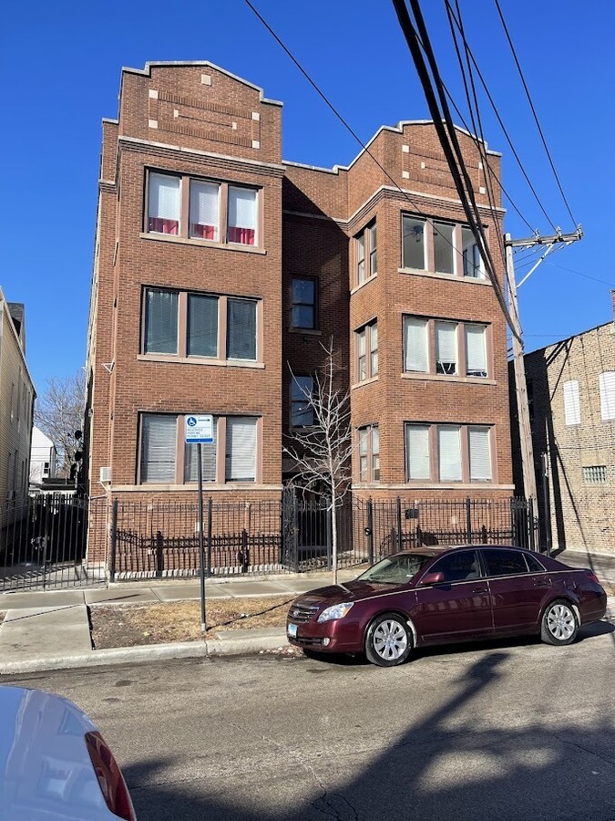 Photo - 1538 N Karlov Ave House