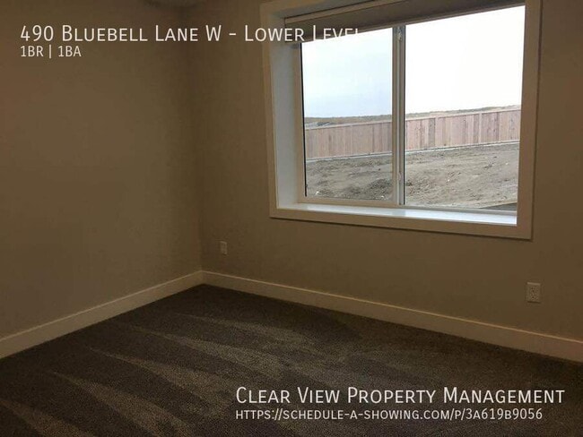 Photo - ?? 1-Bedroom Lower Suite – All Utilities Included! Unit Lower Level