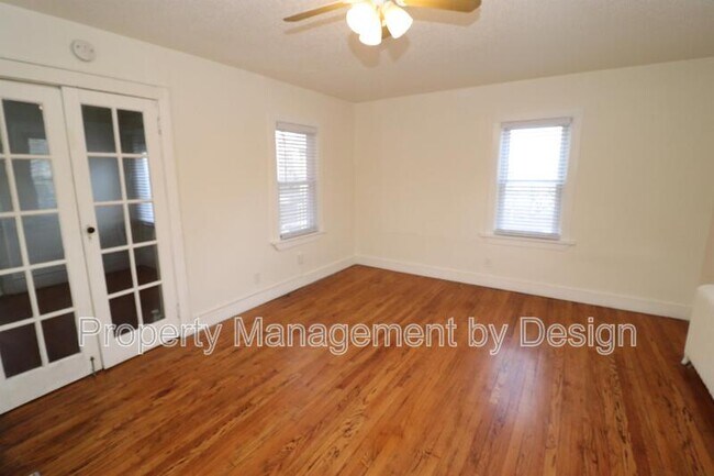 Photo - 2931 Kingman Blvd Unidad 3