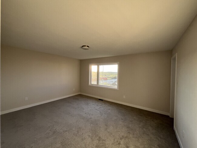 Photo - 303 Trammel Rd