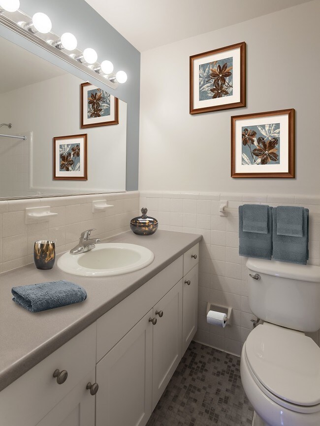 Photo - Captain Parker Arms