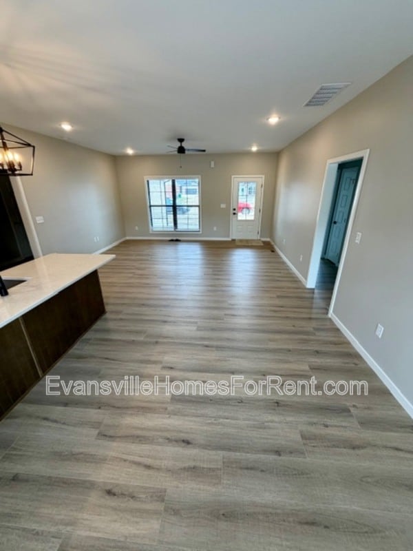 Photo - 3599 Sand Dr