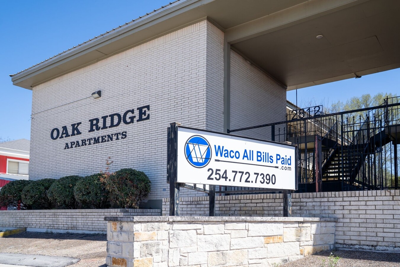 Oakridge Apartments - Oakridge Apartments Unit 12