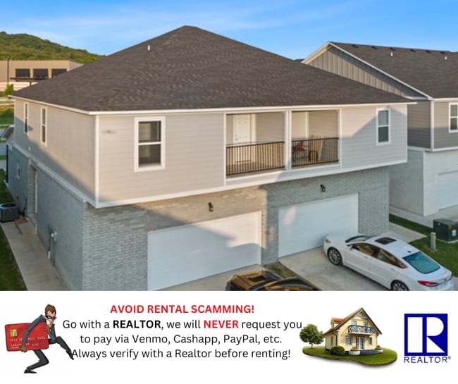 Building Photo - "Spacious 4-Bedroom Duplex with 4.5 Baths ... Unit 2 Rental