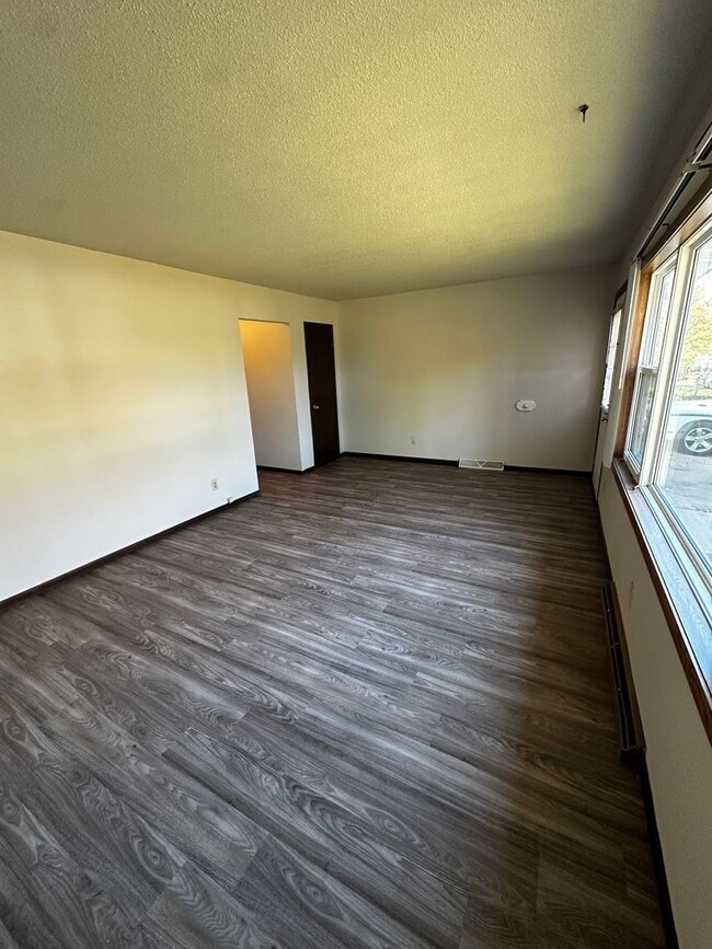 Photo - 2820-2822 Beverly Hills Dr Unit 2822