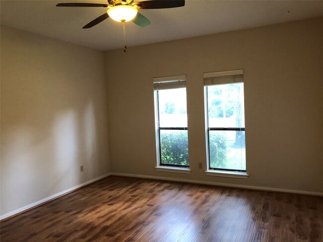 Photo - 2434 Hodges Bend Cir