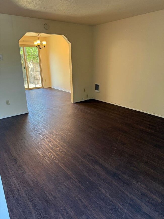 Photo - 739000 Unit 2543