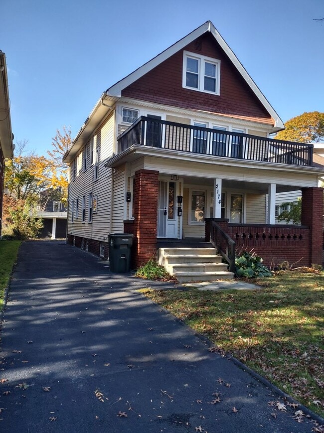 Photo - 2174 Oakdale Rd Unit Upper