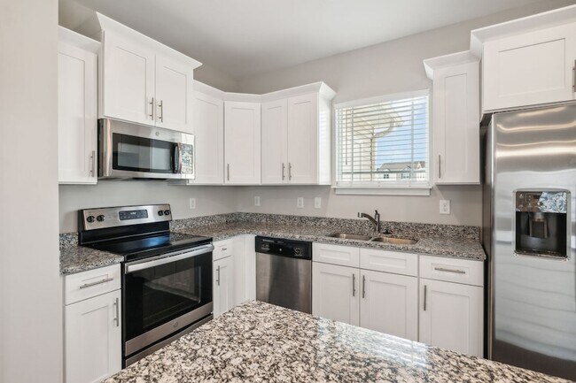 Photo - 7026 Magnolia Crossings