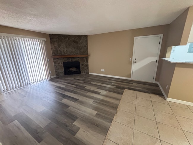Photo - 910 S Walden St Condo Unit 101