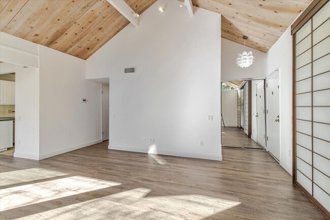 Photo - Charming 2 Bed 2 Bath Sunnyvale Condo with Vaulted Ceilings and Patio