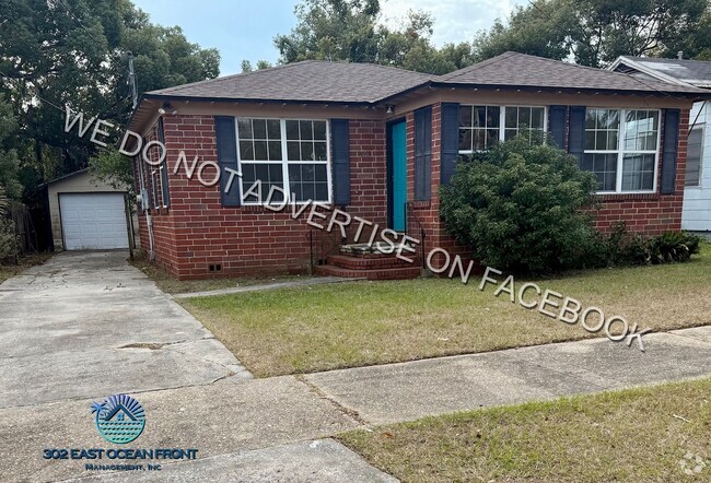 Building Photo - Beautiful 3 Bedroom 1 Bathroom now availab... Rental