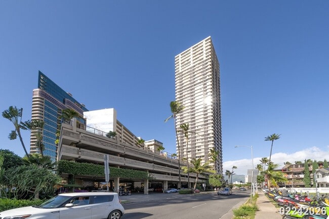 Building Photo - Studio in Hawaiian Monarch Unit 2412