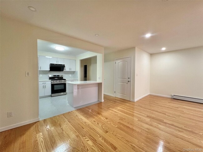 Building Photo - 43-22 213th St Unit 3A