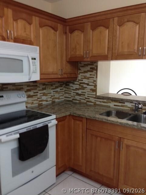 Photo - 4100 N 58th Ave Unit 303