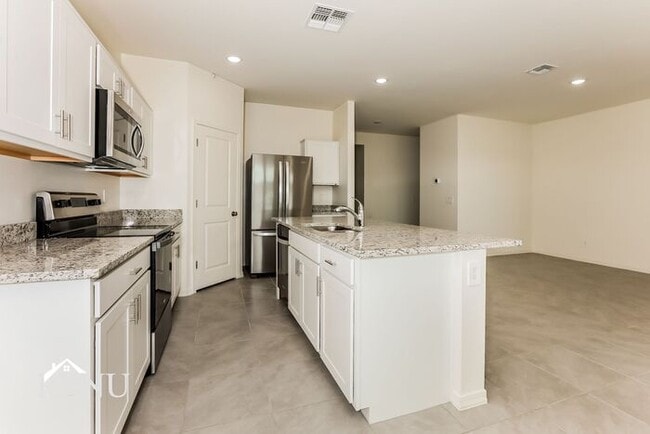 Photo - 35621 W San Capistrano Ave