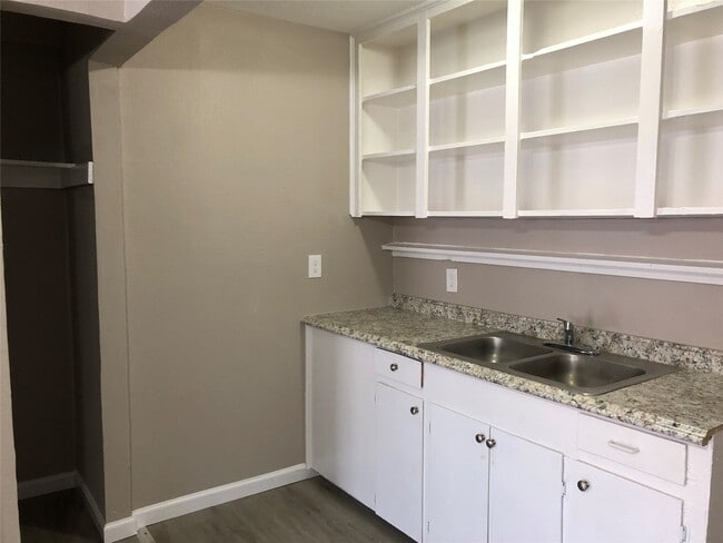 Photo - 1756 W Main St Unidad 23