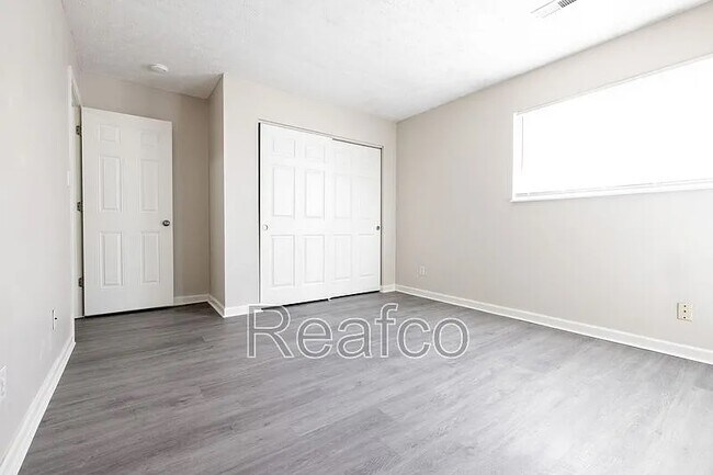 Photo - 2846 Baughman Ave