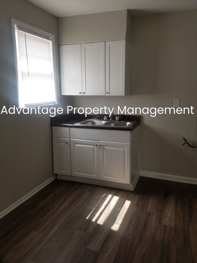 Photo - Come see this Newly Renovated Duplex In Hyde Park Area