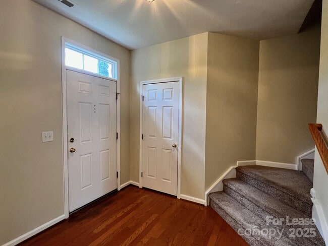 Photo - 7158 April Mist Trail