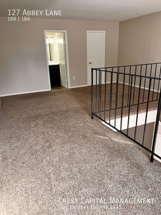 Photo - 1043 Scarborough Ct Unit K3