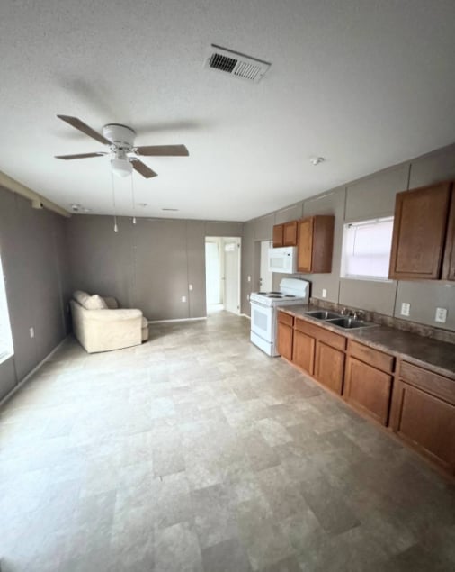 Photo - 12106 Diana Dr