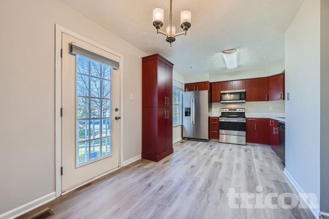 Photo - 3644 Derby Shire Cir