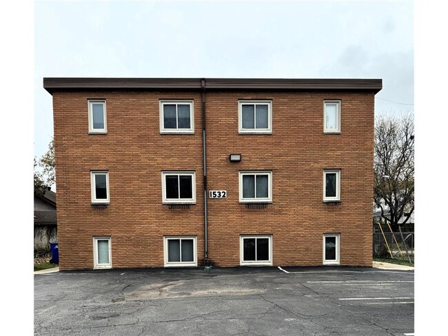 Building Photo - 1532 Randolph Ave Rental