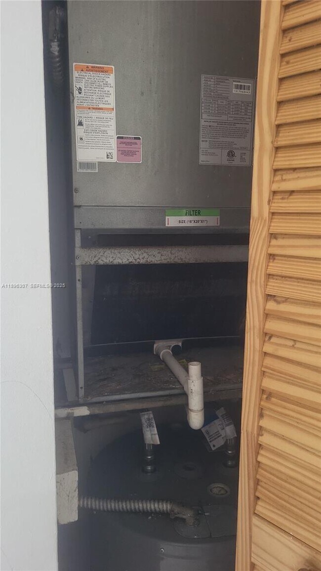 Photo - 848 SW 5th St Unit 103