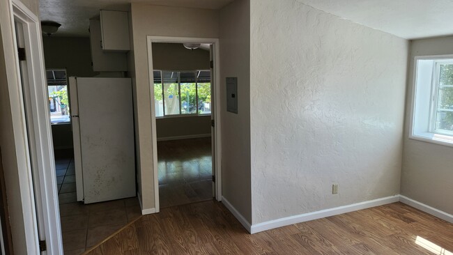 Photo - 225 N Cloverdale Blvd Unit 2