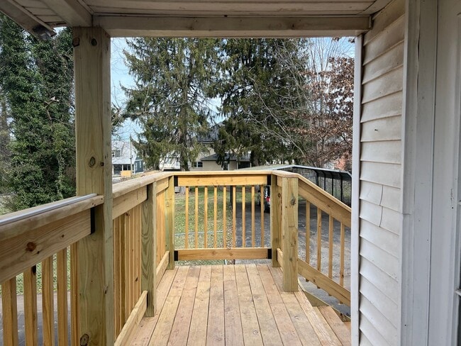 Photo - 221 Taylor St Unit 221 1/2 B