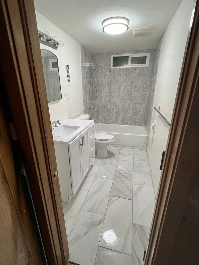 Photo - 360 Randolph Ave Unit 2