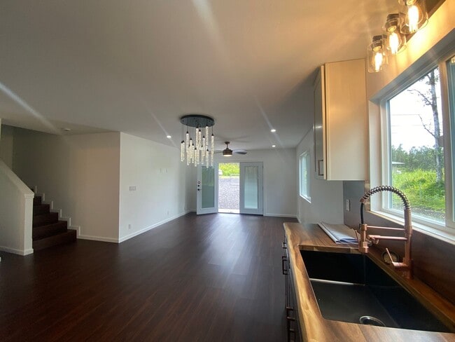 Photo - 3BR/2BA Two-Story Home in Ainaloa – Fenced & Gated