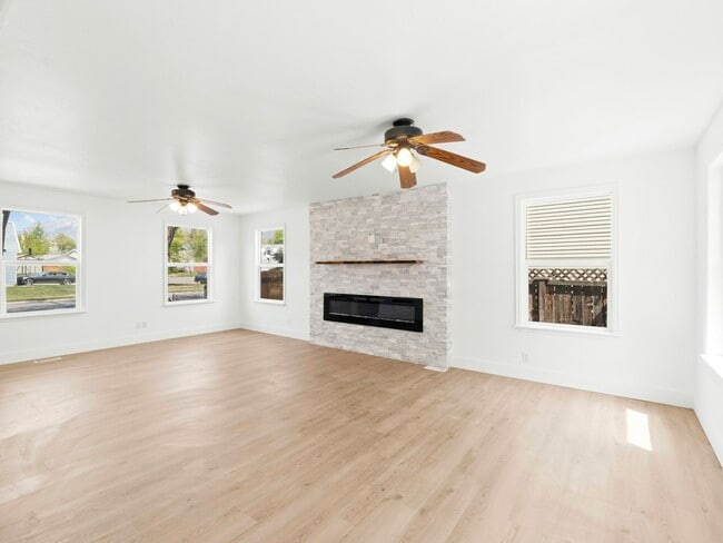 Photo - 1630 Ridgemark Dr