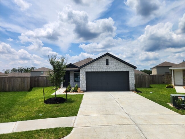 Building Photo - 905 Coperchiata Cir